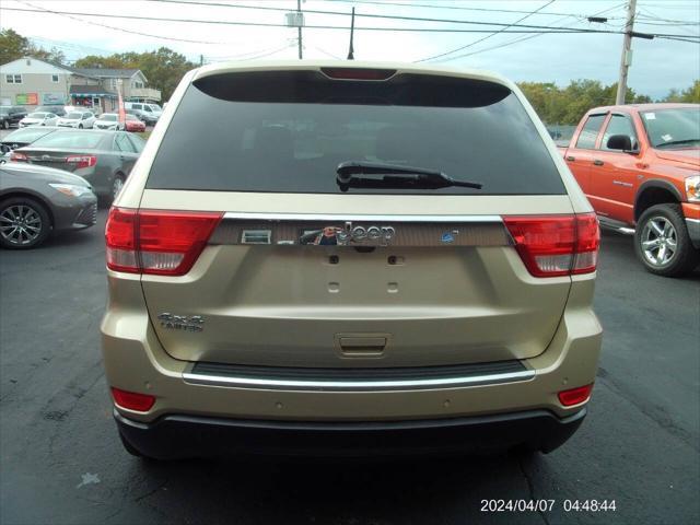 2011 jeep grand cherokee limited x