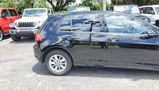 2017 Volkswagen Golf