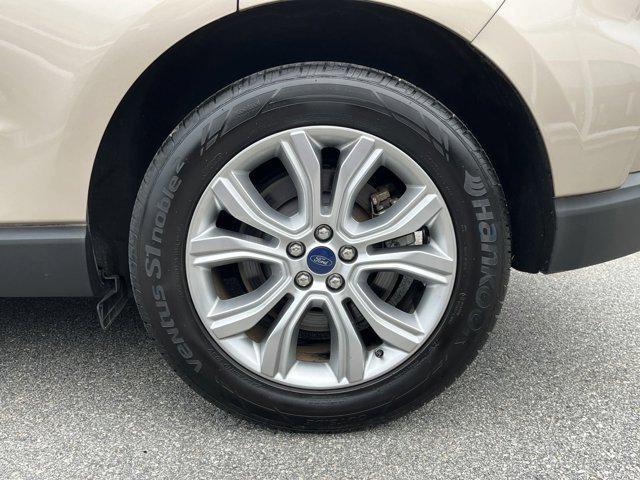 2021 ford edge titanium