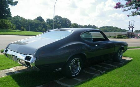 1972 oldsmobile cutlass s v8 350 automatic runs good, ready to go