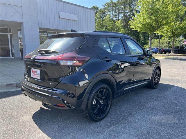 2023 nissan kicks sr