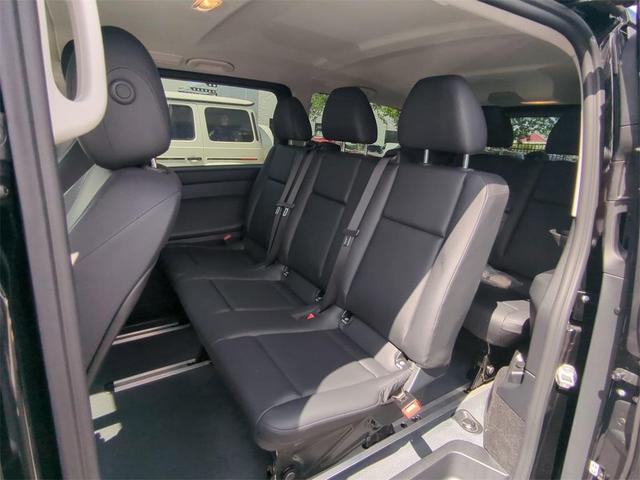 2023 mercedes-benz metris base