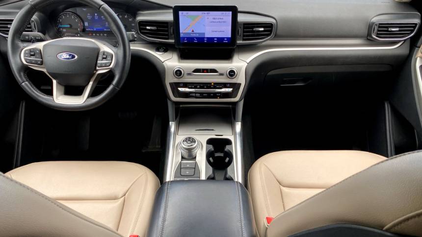 2020 ford explorer xlt