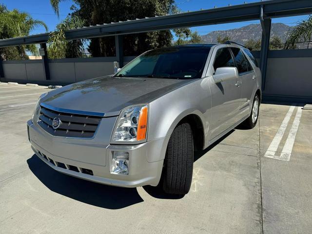 2005 cadillac srx v8