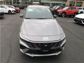 2025 Hyundai Elantra blue