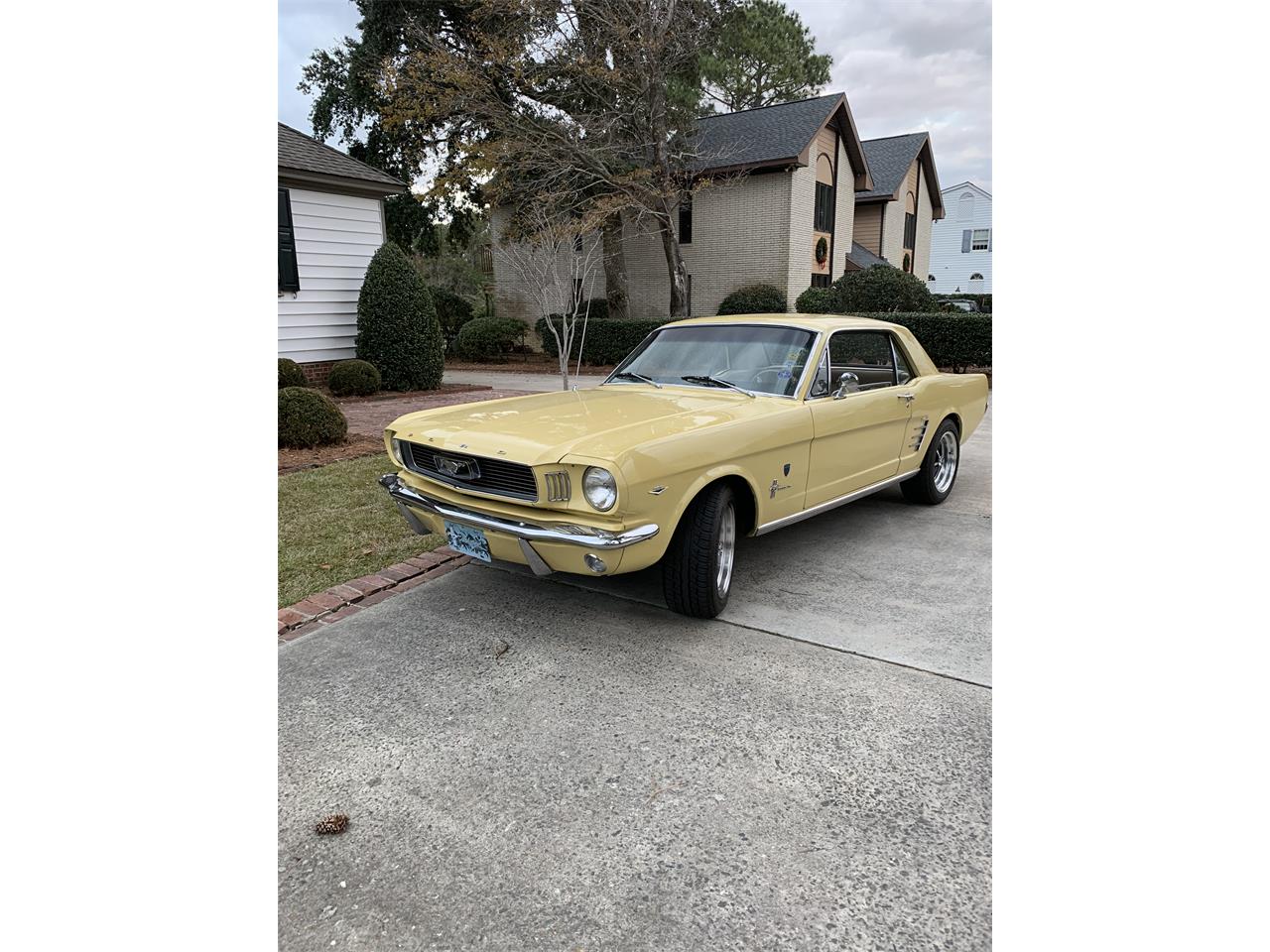 1966 ford mustang