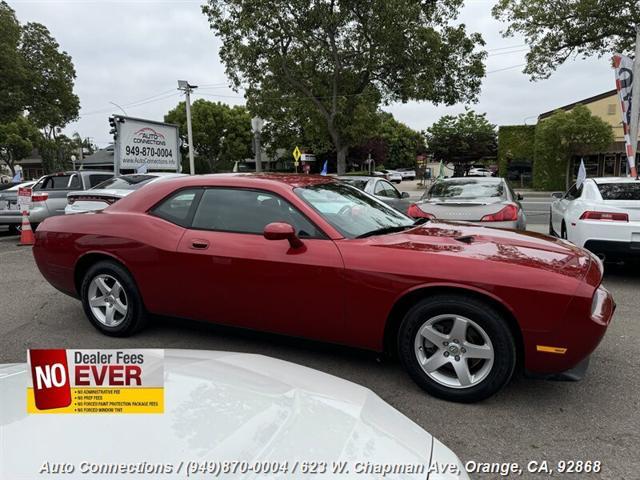 2010 dodge challenger se