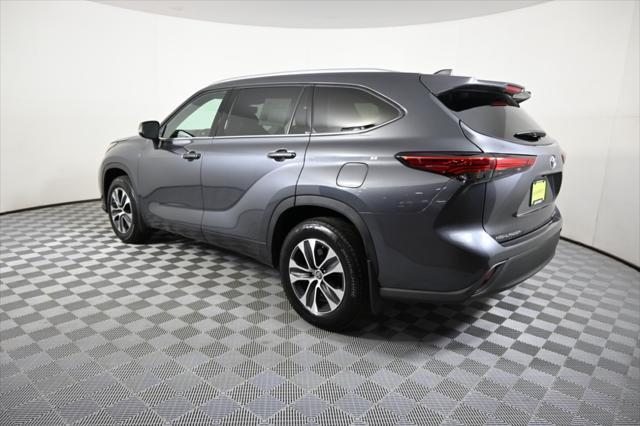 2020 toyota highlander xle