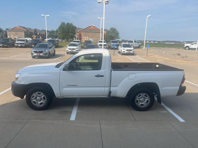 2009 toyota tacoma base