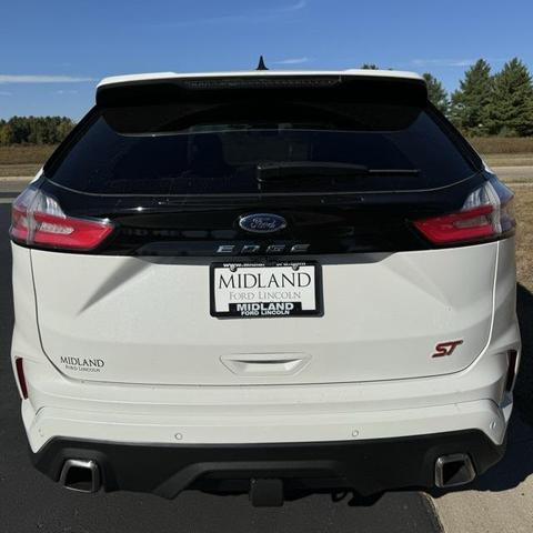 2021 ford edge st