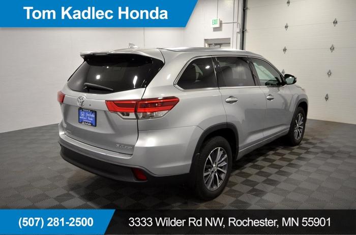 used 2017 toyota highlander xle rochester, mn 55901 for sale in rochester, minnesota