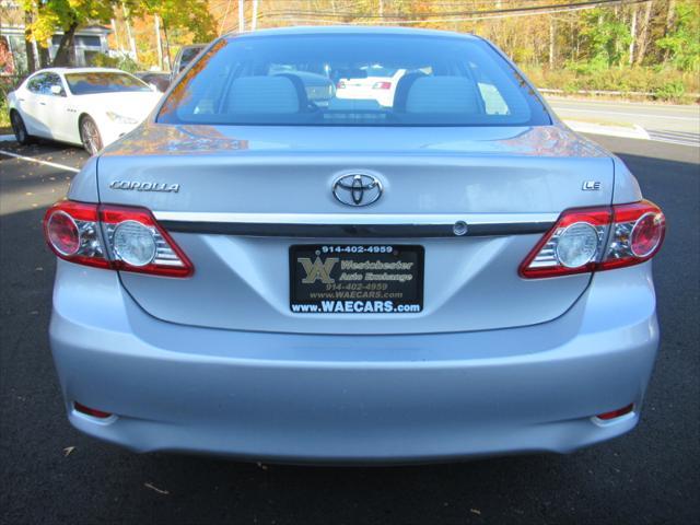 2011 toyota corolla le