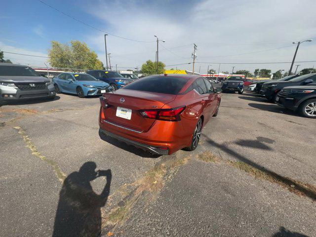 2022 nissan altima sr fwd