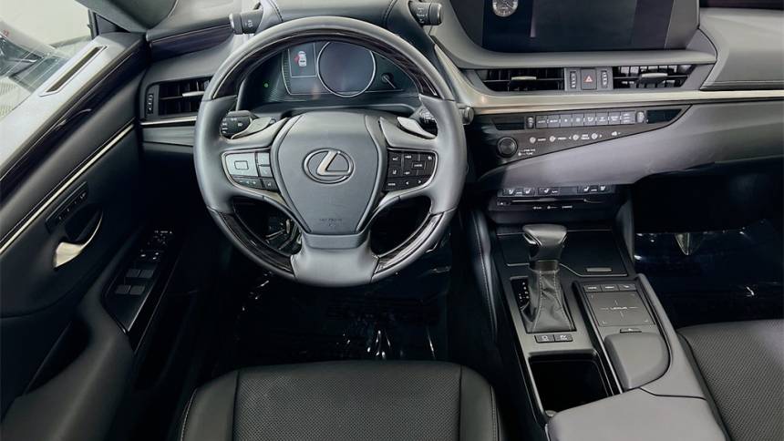 2020 lexus es 300h base