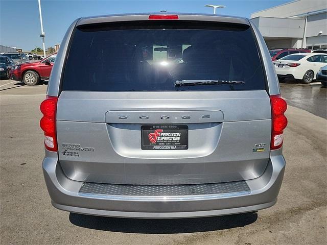 2016 dodge grand caravan sxt