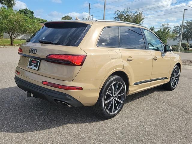 2025 audi q7 45 premium plus