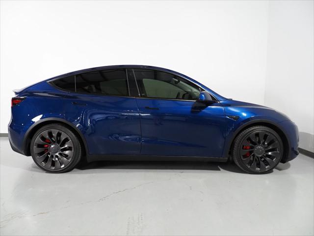 2022 tesla model y performance dual motor all-wheel drive