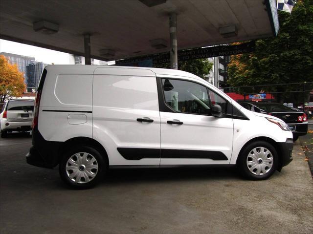 2021 ford transit connect base