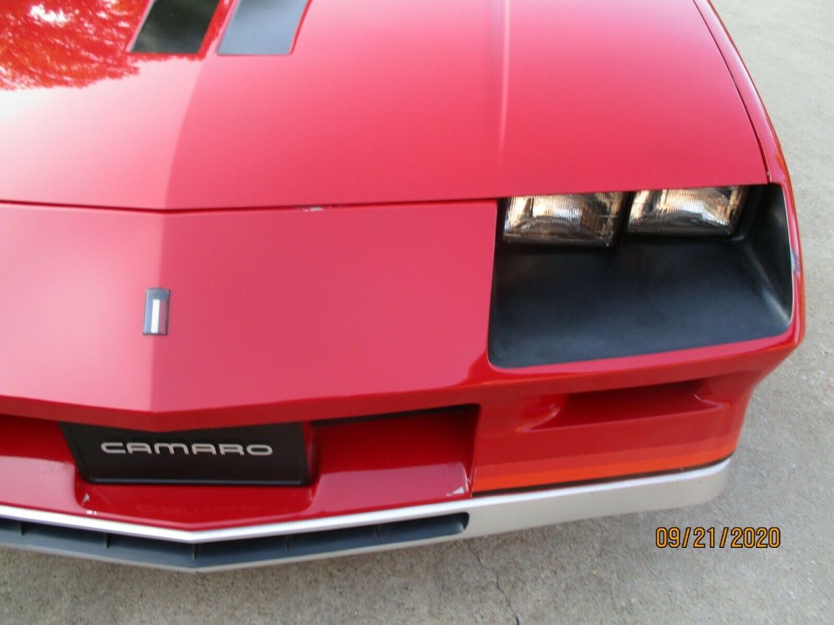 1984 chevrolet camaro z/28 only 28 k miles/all original