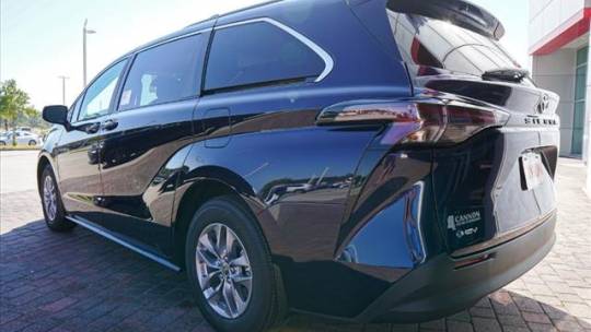 2025 Toyota Sienna