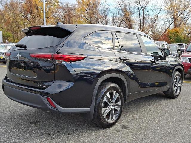 2023 toyota highlander xle