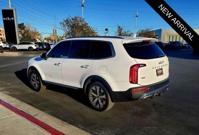 2022 kia telluride s