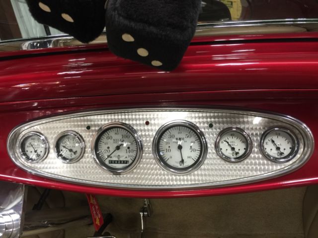1932 ford hiboy roadster