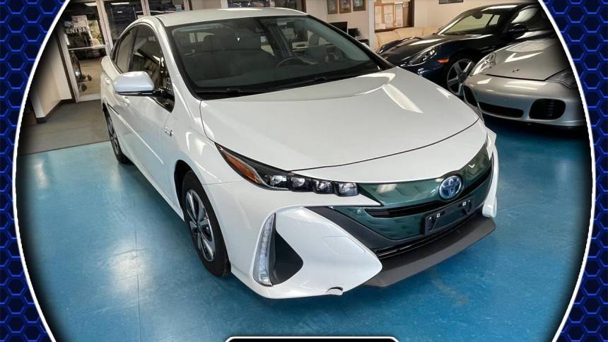 2017 toyota prius prime advanced