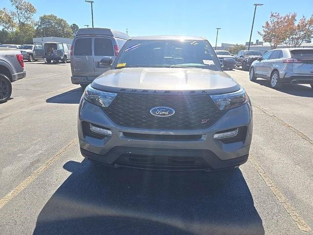 2021 ford explorer st