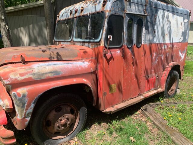 1958 gmc safari wagon red rwd manual