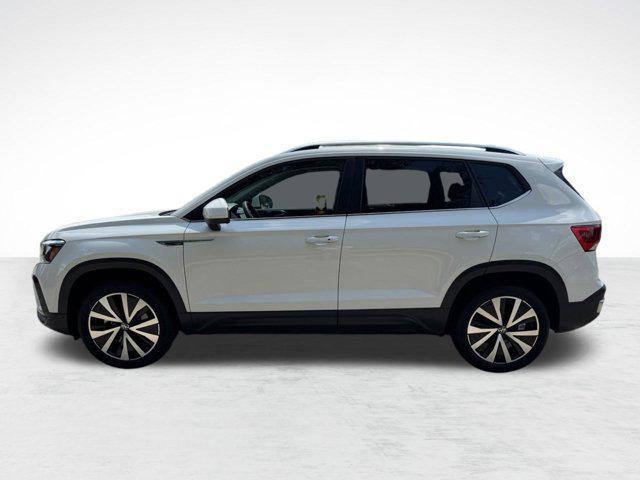 2022 volkswagen taos 1.5t se