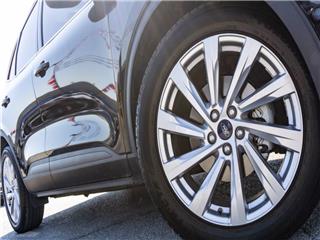 2021 Ford Escape titanium