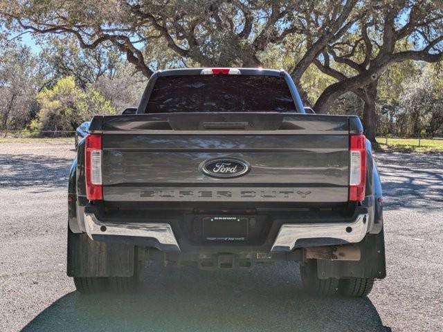 2019 ford f-350 lariat