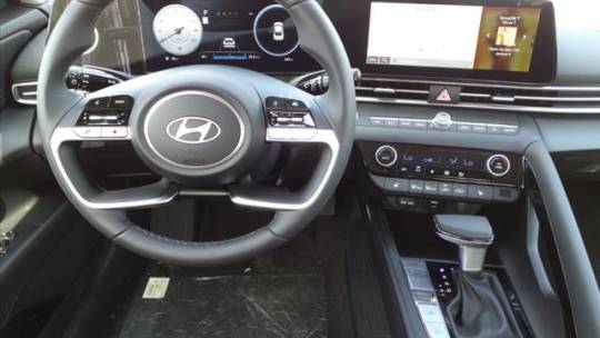 2024 Hyundai Elantra
