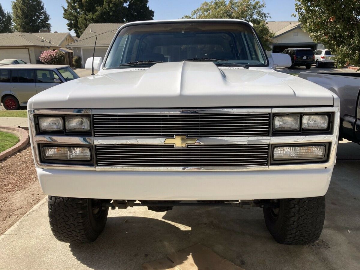 1989 chevrolet blazer suv white 4wd automatic v10