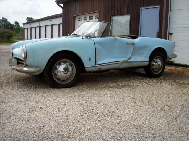 1961 alfa romeo giulietta spider. barn find