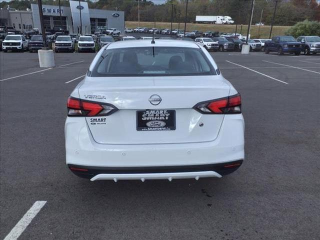 2024 nissan versa s