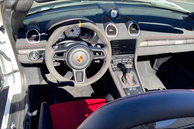 2024 porsche 718 spyder rs