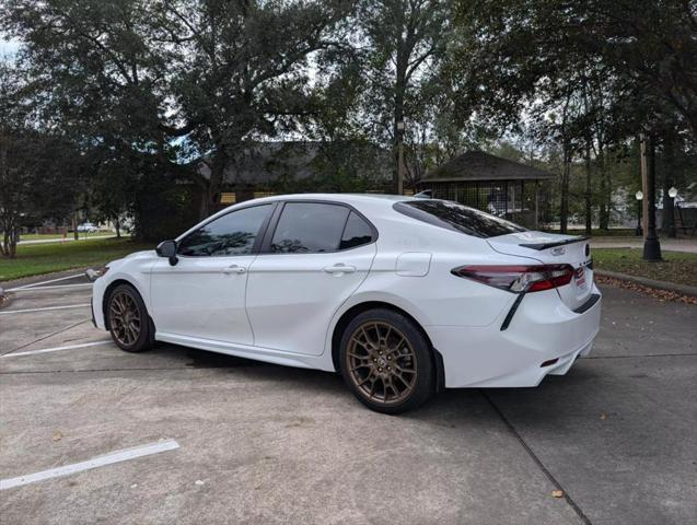 2023 toyota camry se