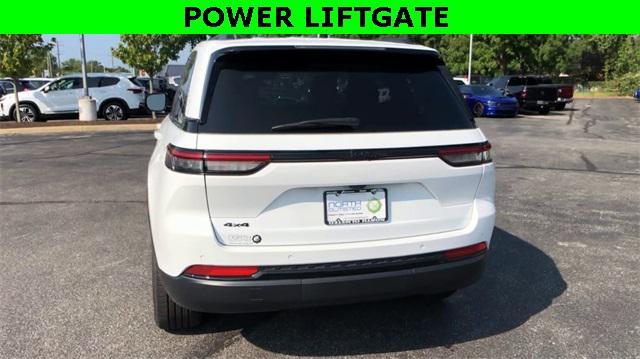 2023 jeep grand cherokee altitude