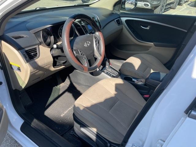 2016 hyundai elantra gt base