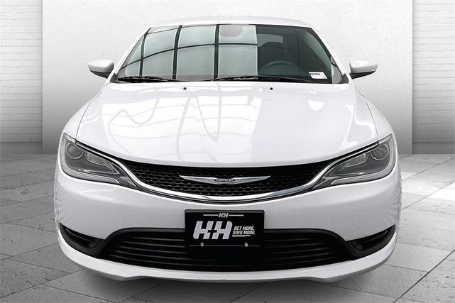 2015 chrysler 200 lx