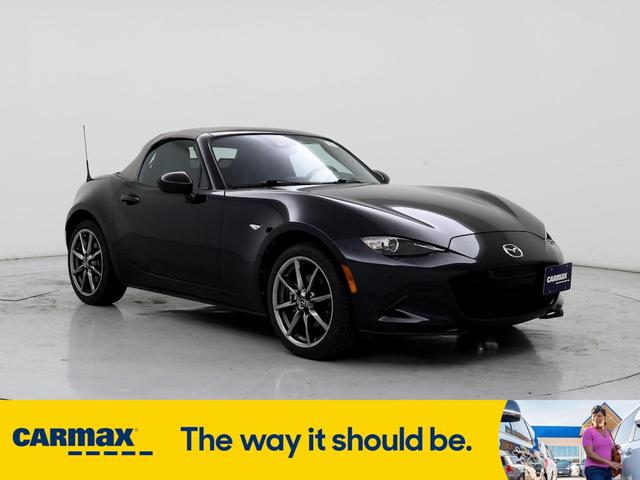 2021 mazda mx-5 miata grand touring