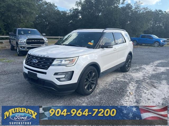 2017 ford explorer xlt