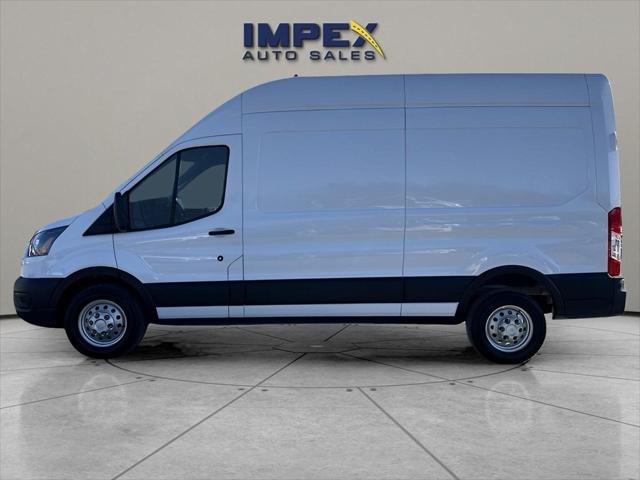 2022 ford transit-250 base