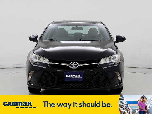 2017 toyota camry se
