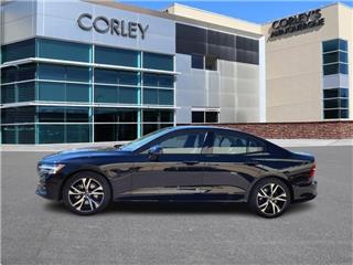 2024 Volvo S60 b5 plus dark theme