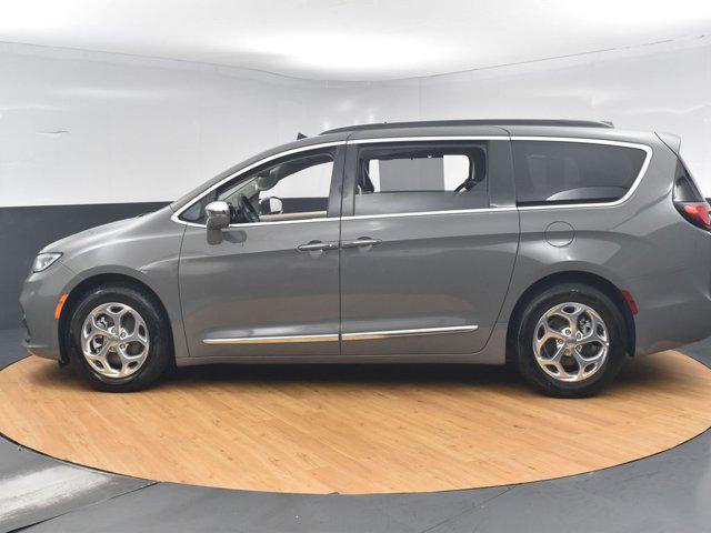 2022 chrysler pacifica limited
