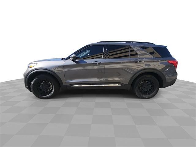2021 ford explorer xlt