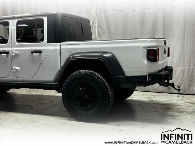 2020 jeep gladiator sport s